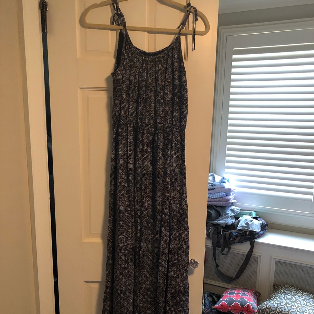 Black and white maxi dress